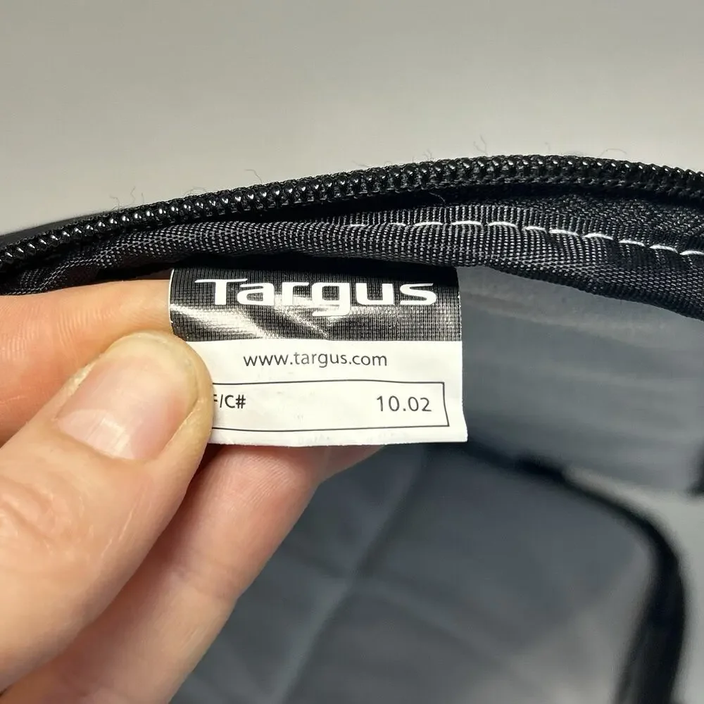 Targus Crave Black Netbook Slipcase for up to 10.2